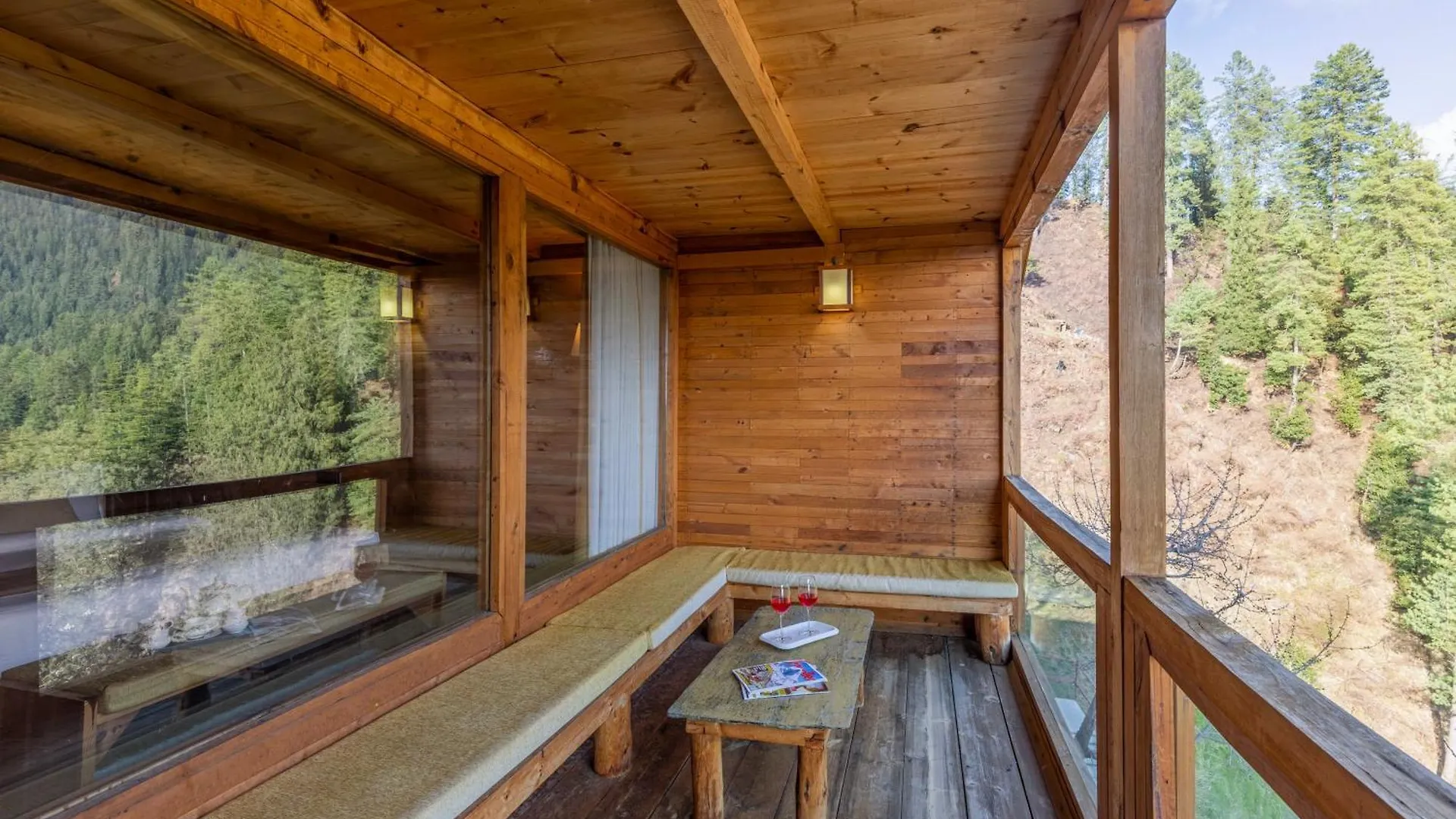 Elivaas 4 Bhk With Garden & Sauna - Skylounge Shimla Villa