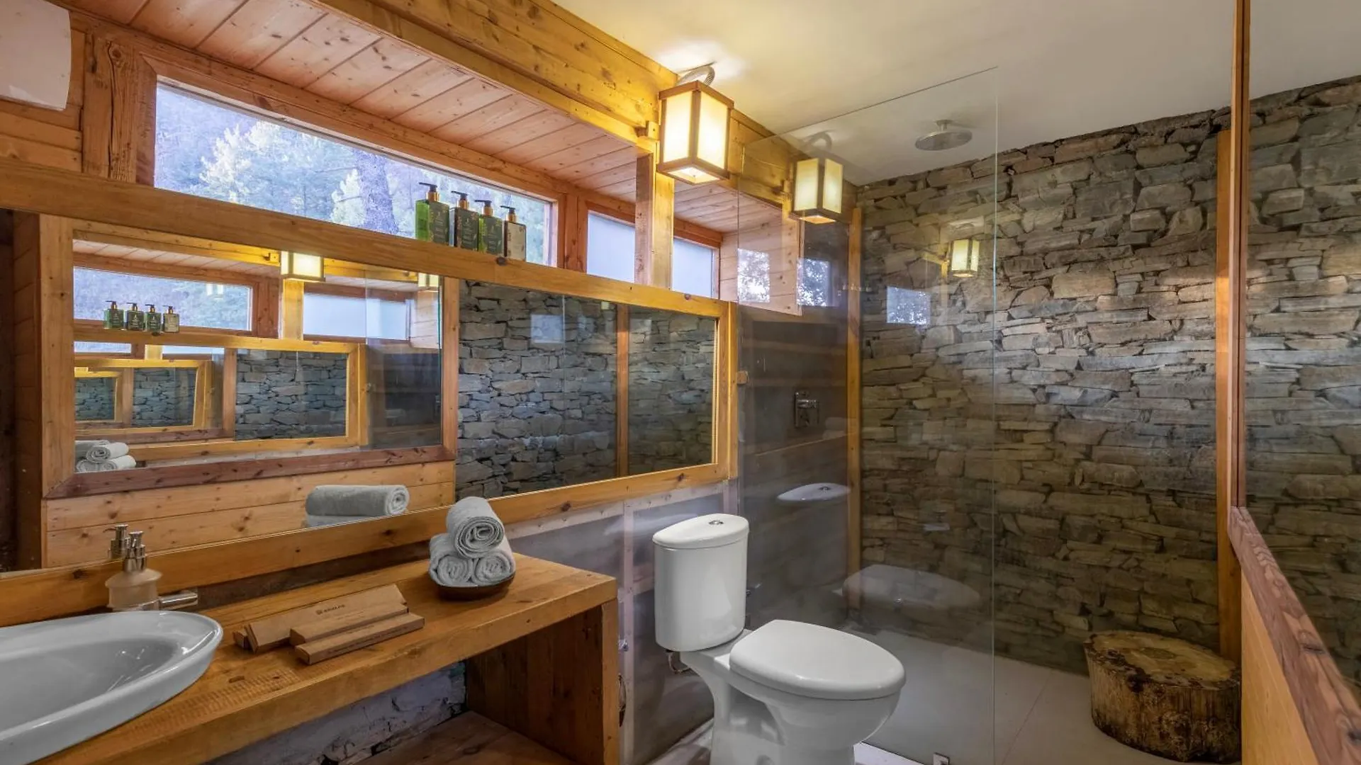 Villa Elivaas 4 Bhk With Garden & Sauna - Skylounge Shimla